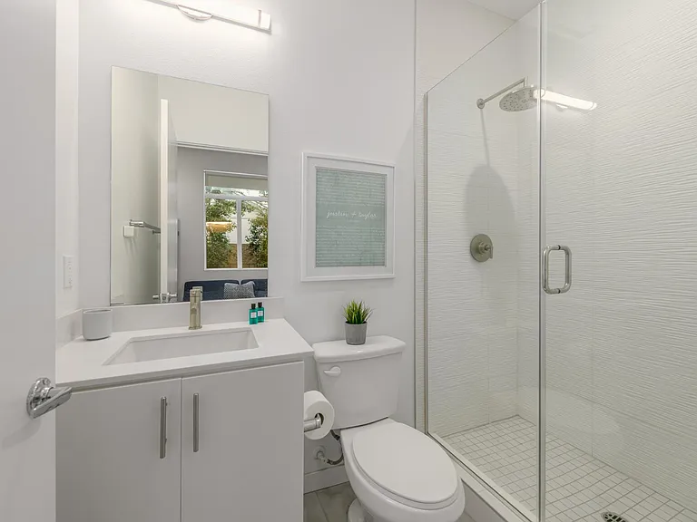 1238 Gordon St — Photo 21