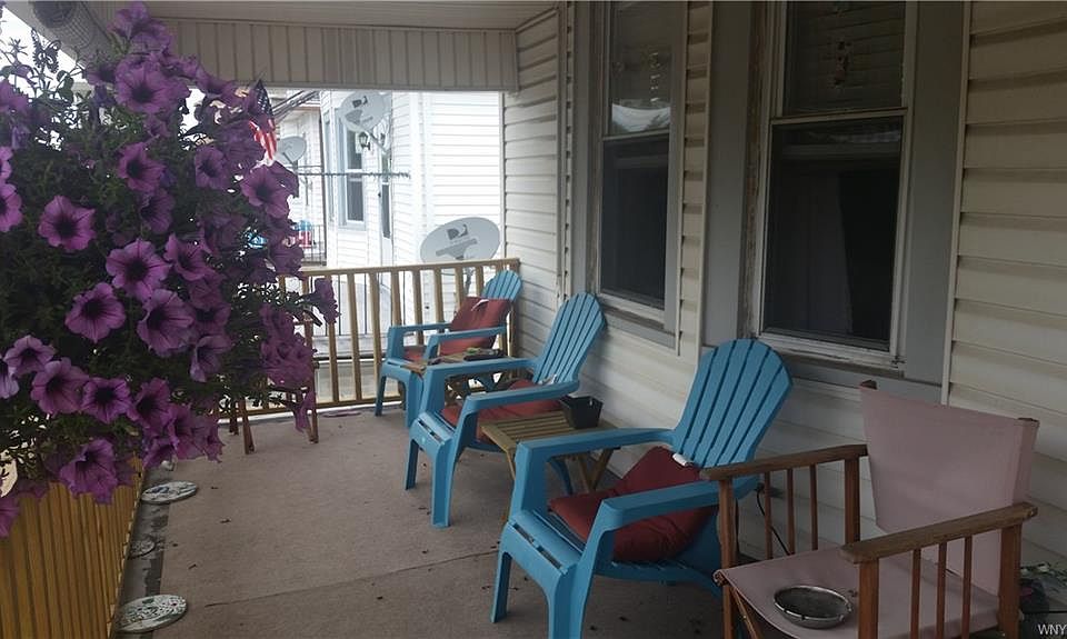 1st image of 425 Colvin Ave