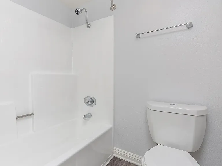 Park Centre Apartment Homes — Photo 34