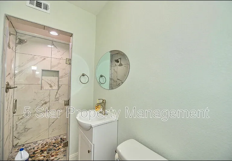 3030 Aurora Ave — Photo 37