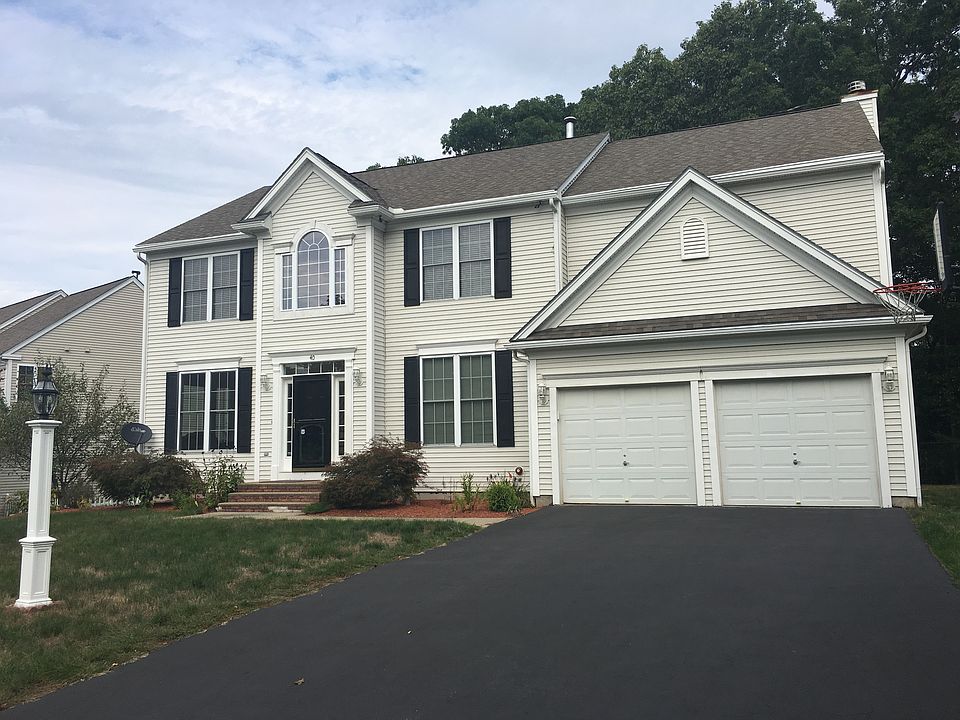 1st image of 40 Palomino Dr
