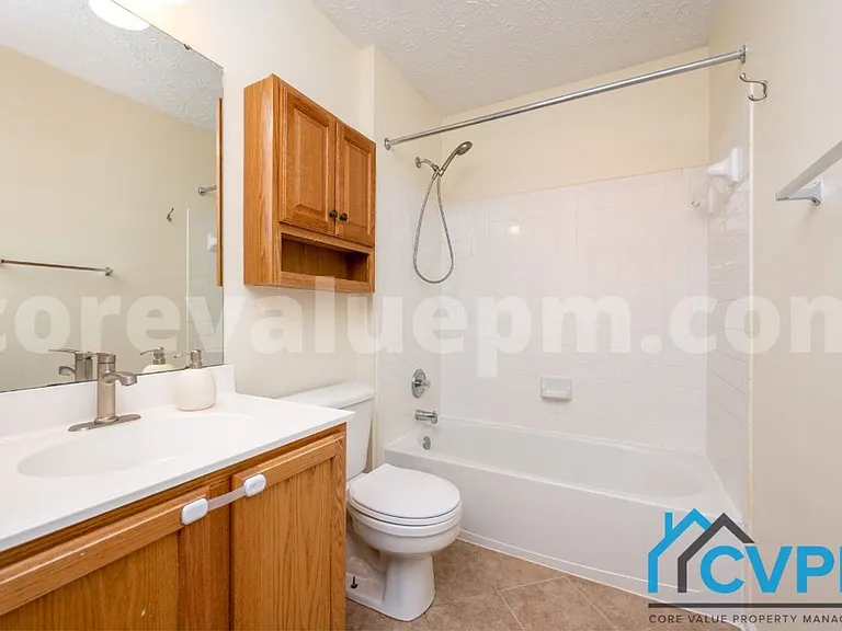 1321 Treasure Dr — Photo 22