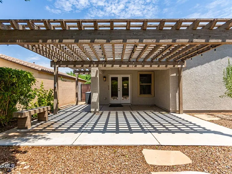 10847 W Avenida Del Rey — Photo 34