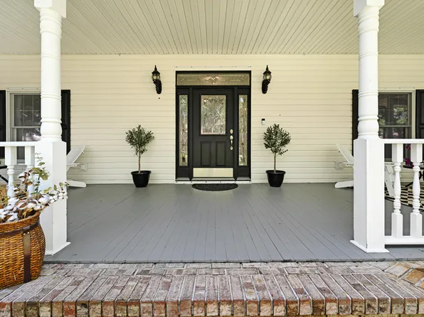 1515 S Oaks Dr, Merritt Island, FL 32952