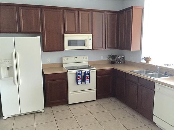 5th image of 4412 Hidden Meadow Dr