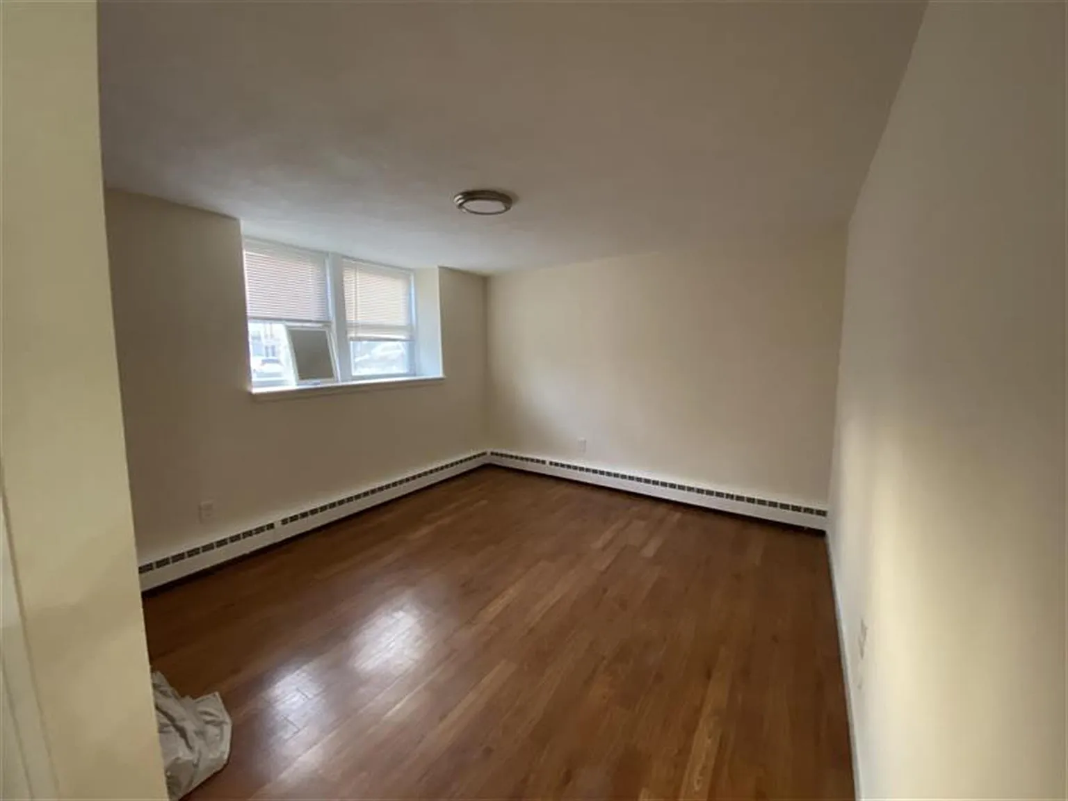 1 bed, 441 sqft, $2,100 — Photo 2