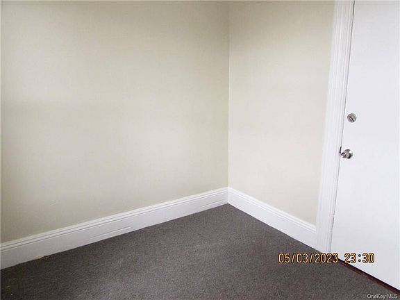 4th image of 44 Groshon Ave #3