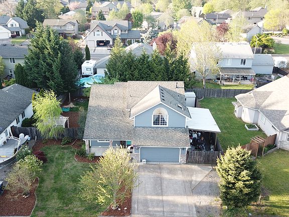 2nd image of 2711 N M St