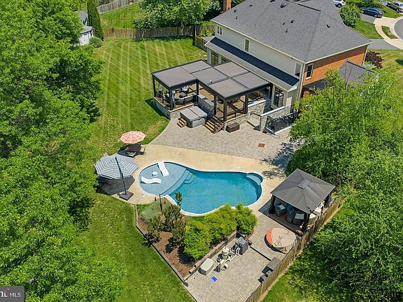 2nd image of 22043 Water Run Ct