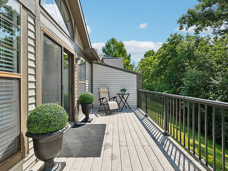 1608 Shady Cove Ln — Photo 52