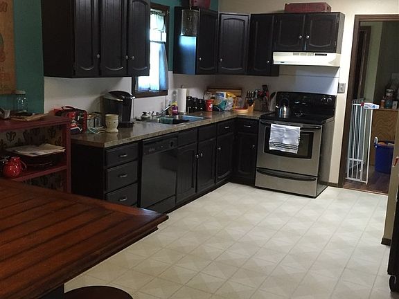 4th image of 906 Circle Dr