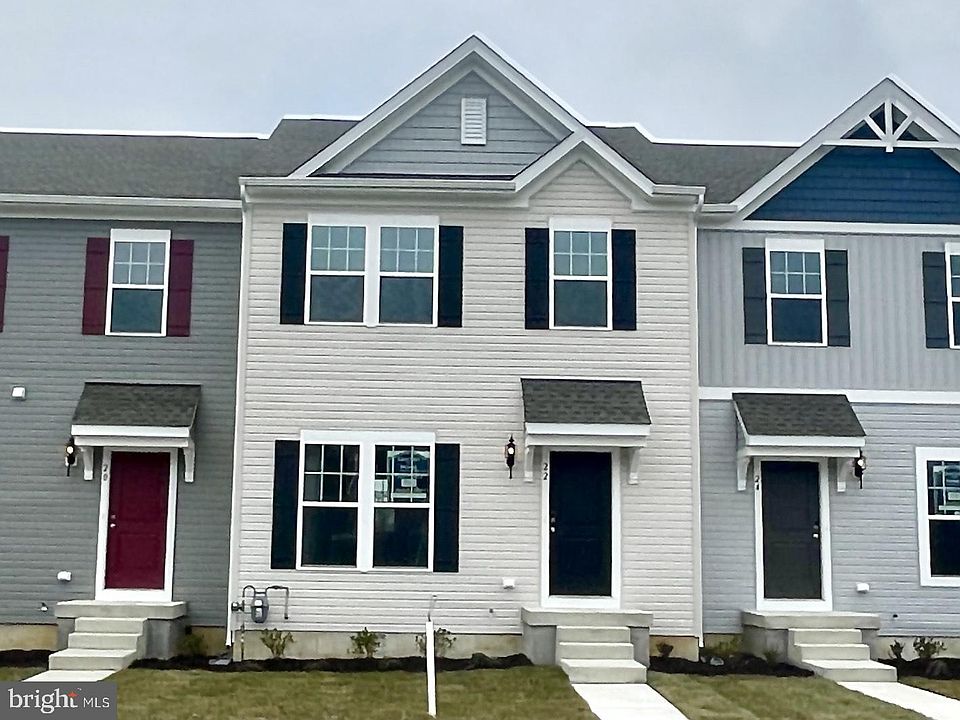 1st image of 22 Whitaker Ct