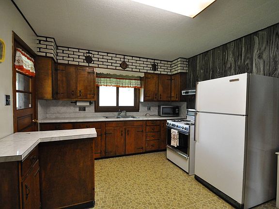 3rd image of 505 N 9th St