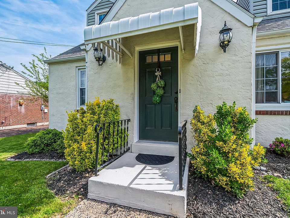 1005 E Main St, Lansdale, PA 19446 Zillow