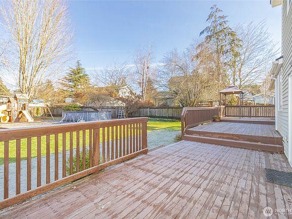 3rd image of 12015 142nd Street Ct E