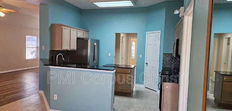 7806 Jim Wells Dr — Photo 7