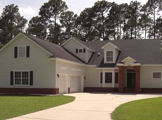 8948 Bay Point Dr, Elberta, AL 36530