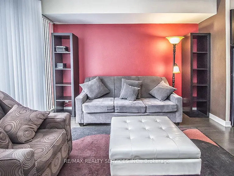 21 Nelson St #226 — Photo 14