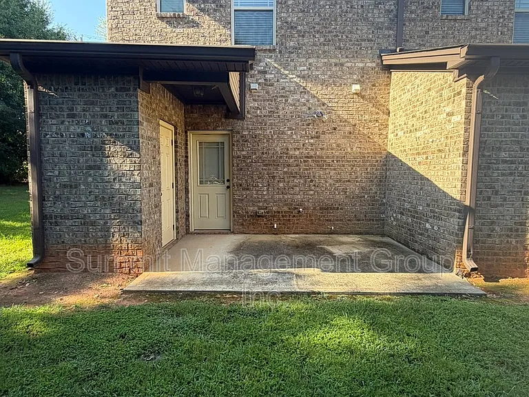 860 S Harkness St #H — Photo 32