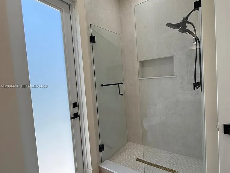3326 Elizabeth St — Photo 12