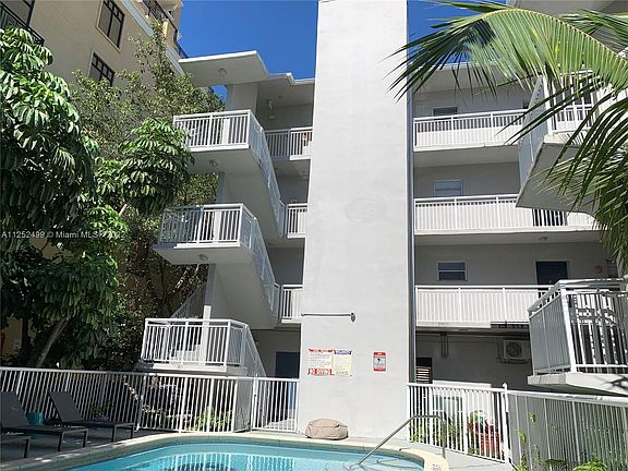 5th image of 130 Mendoza Ave APT 42