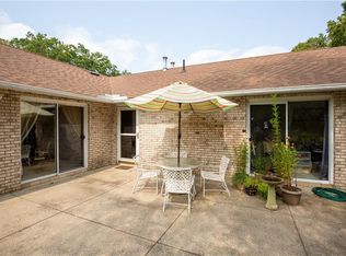 1 Caddy Rock Rd APT B, North Kingstown, RI 02852