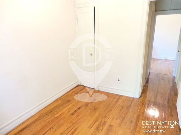 2nd image of 261 14th St APT 5A