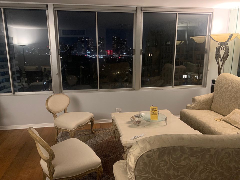 Living room, View.