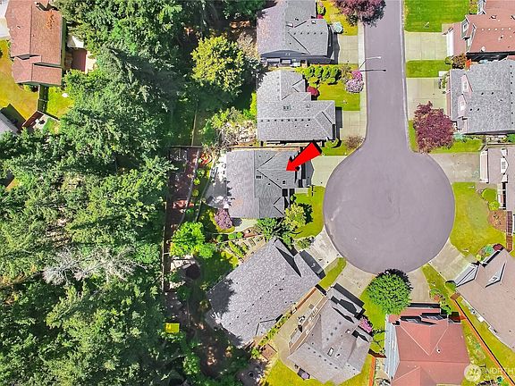 4th image of 9520 173rd Street Ct E