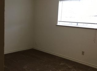 5725 Crestgrove Dr, Corpus Christi, TX 78415