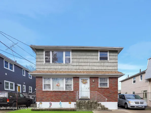 422 Willow Rd W, Staten Island, NY 10314