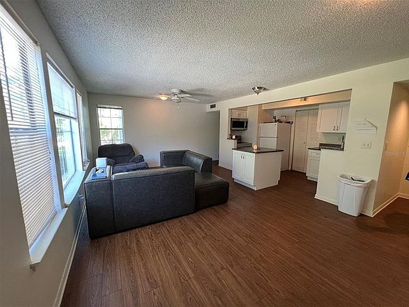 2601 SW Archer Rd APT 221, Gainesville, FL 32608 | MLS #GC516742 | Zillow