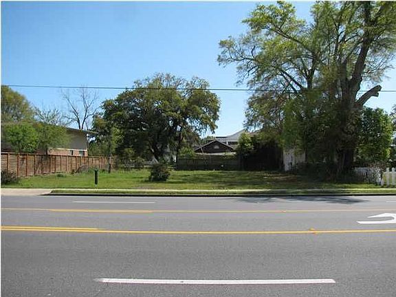 2nd image of 1307 E Cervantes St