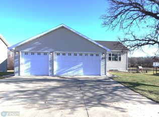 525 Pelican River Rd, Detroit Lakes, MN 56501