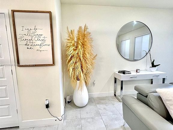 4th image of 6455 NW 103rd Pl #106