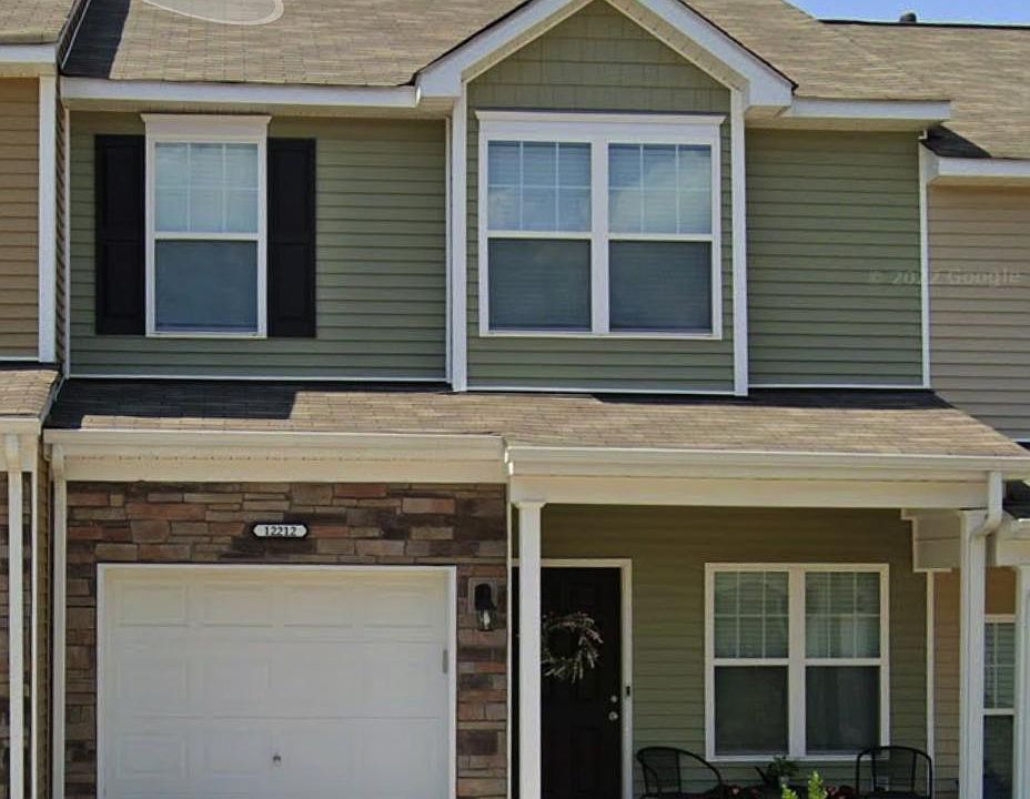 1st image of 12212 Whiteside Dr