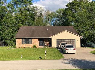 7701 S Sandcreek Dr, Columbus, IN 47201