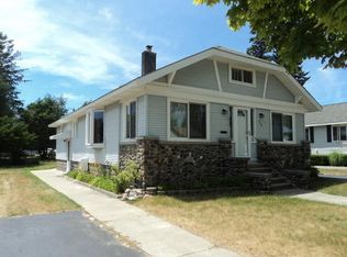 220 W Bosley St, Alpena, MI 49707
