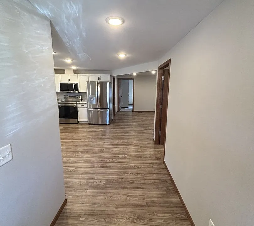 150 4th St