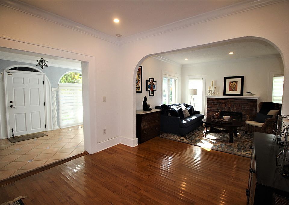 2nd image of 1217 Mariana Ave