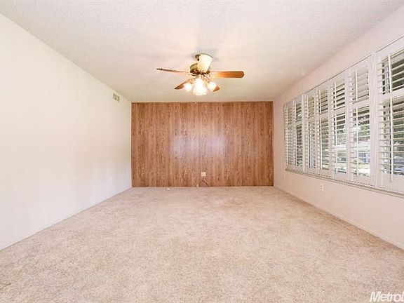 2nd image of 4992 Creek View Way