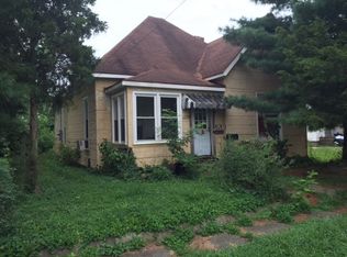 205 W Hefron St, Washington, IN