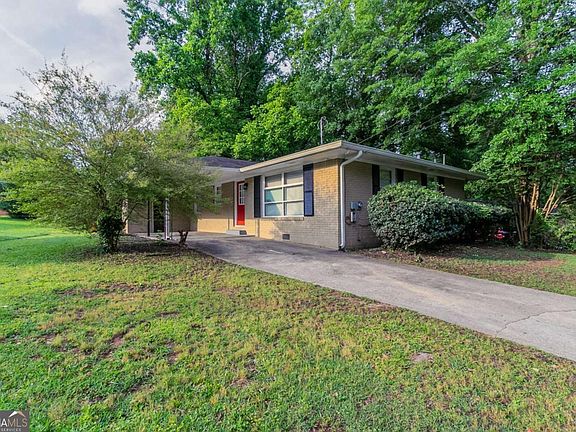 2nd image of 4029 Moffat Ct