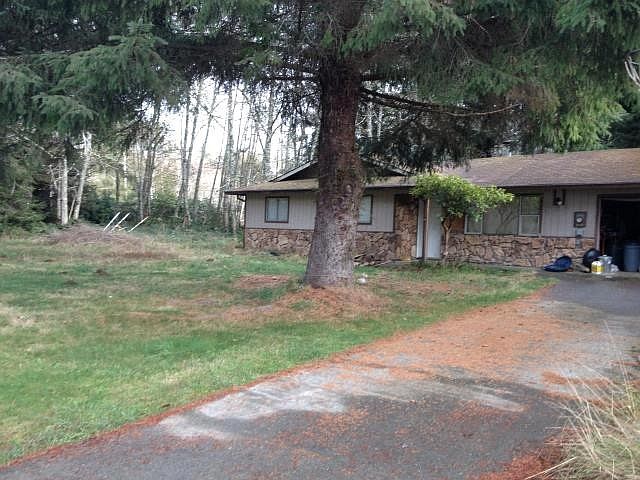 2nd image of 201 Clayton Dr