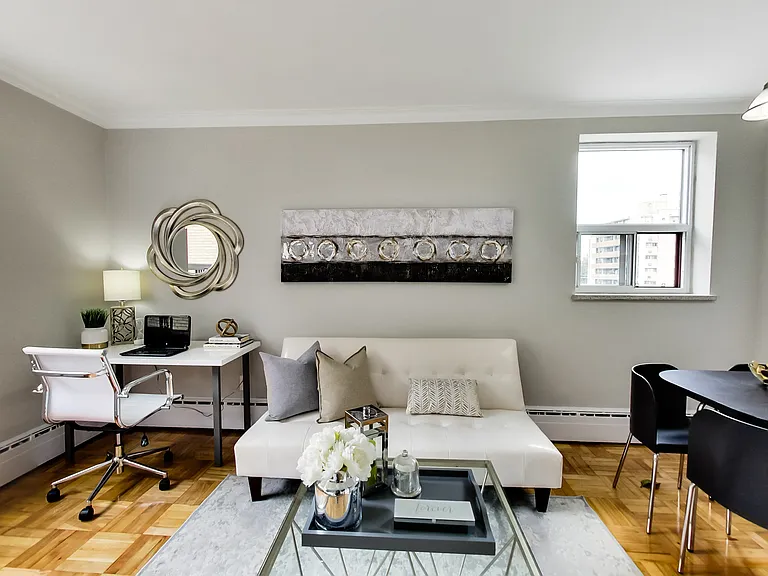 460 Eglinton Ave E #503 — Photo 24