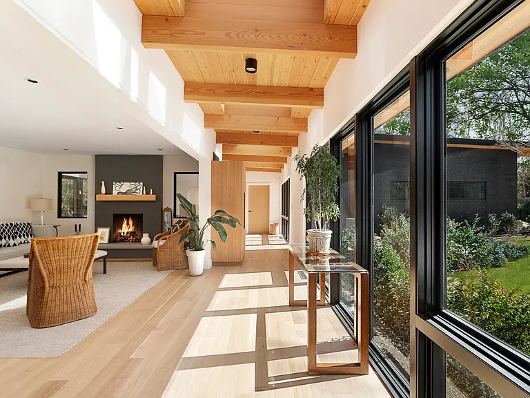 3 Close Ct — Photo 1