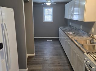 698 Garry Rd, Akron, OH 44305