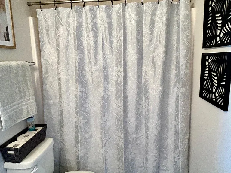 Bedroom 2 bathroom