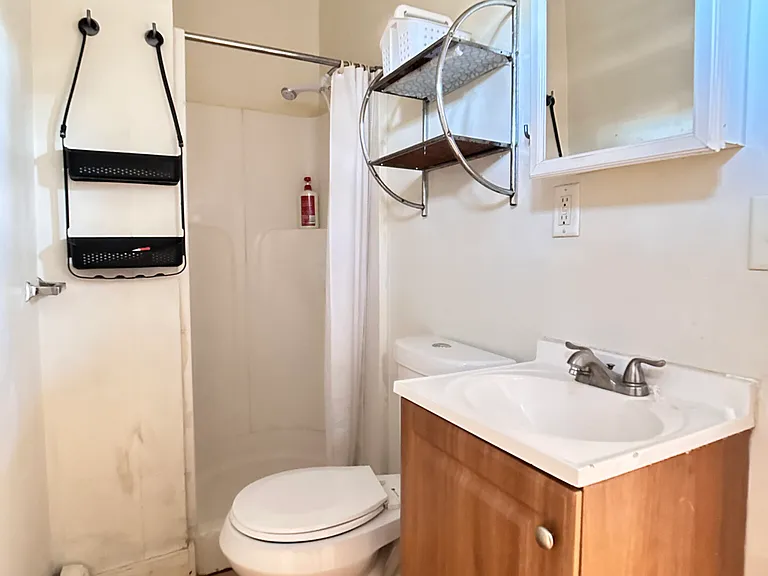 48 Pratt St — Photo 6