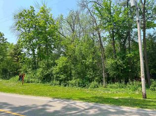 1767 N Oakwood Rd, Oshkosh, WI 54904